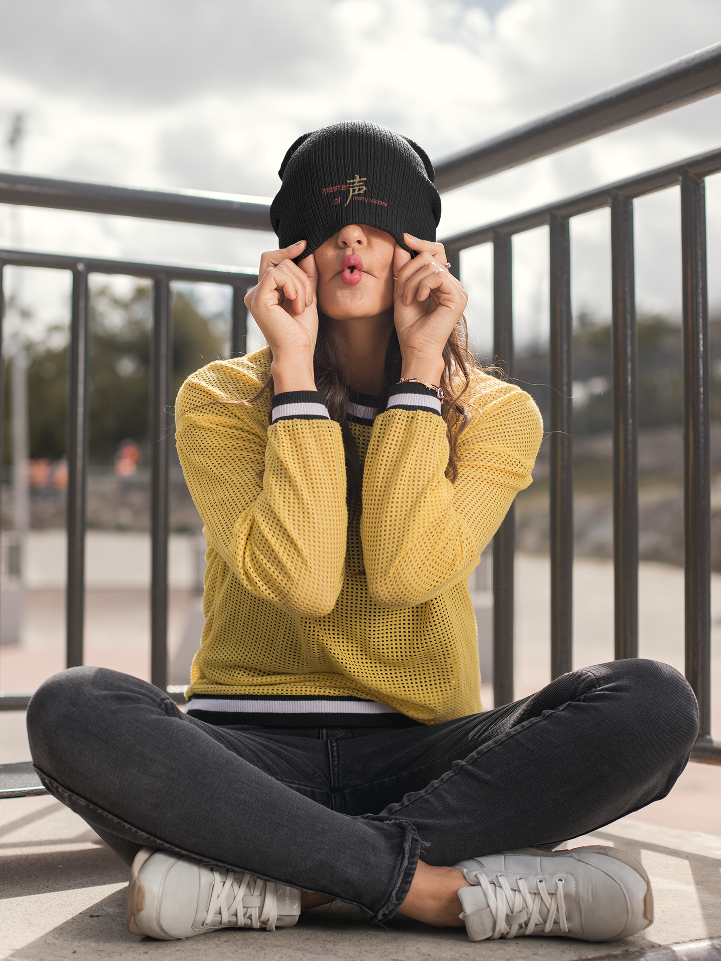 SOTVO Booth Wear: Japanese Symbol for Voices: V.O. Actor: Classic Stylish Cuffed Beanie