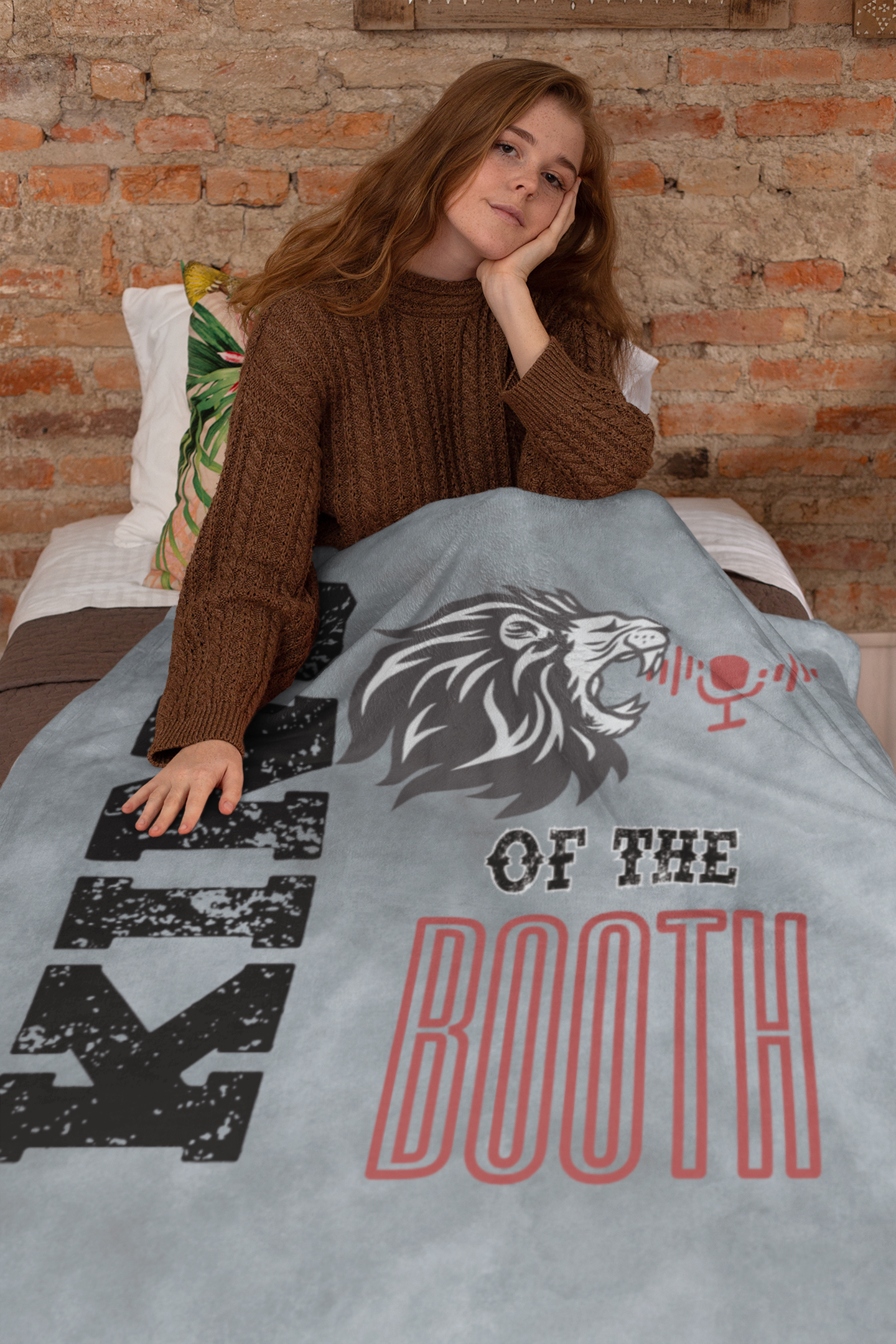 King of the Booth: Lion Style Throw Blanket